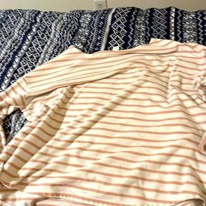 Old navy long sleeve